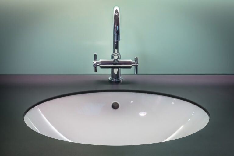 Ristrutturare il bagno 3 idee